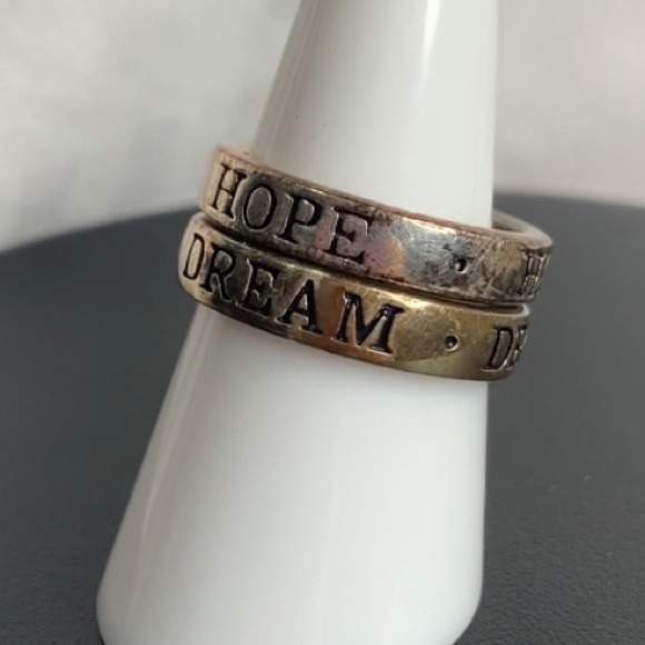 3/$10 SET HOPE & DREAM RINGS - Picture 12 of 15